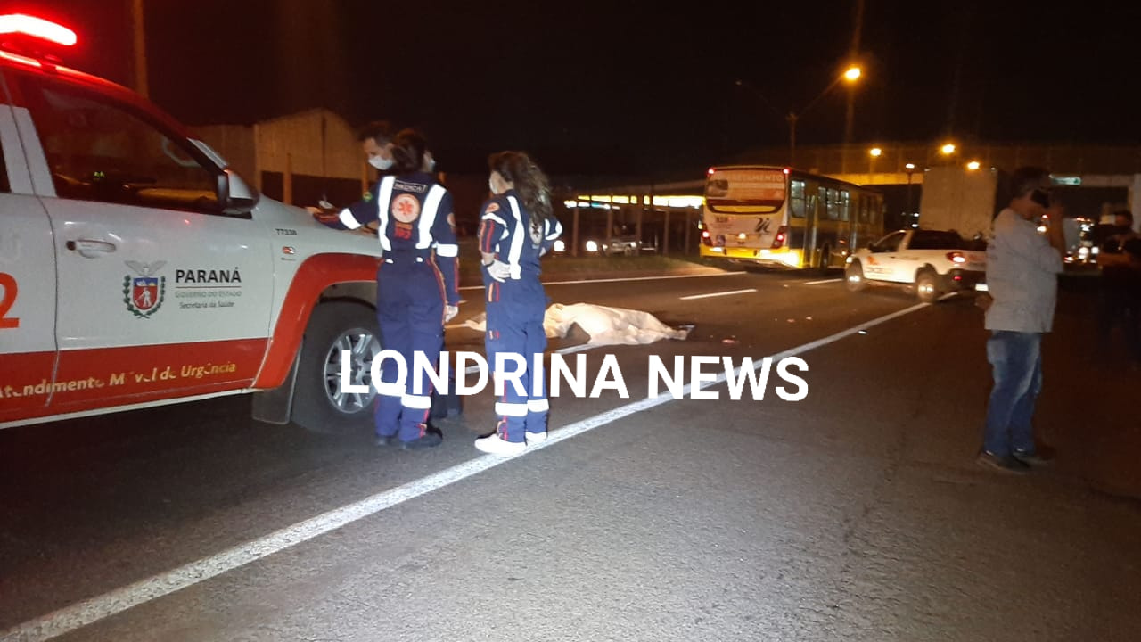 Imagem referente a Idosa morre após ser atropelada por caminhão na BR-369, em Londrina