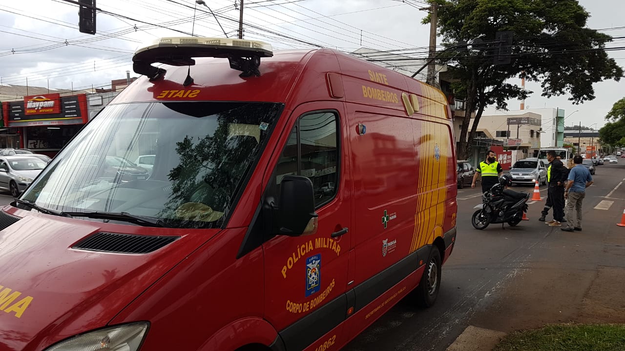 Imagem referente a Veículo do município colide contra moto no Bairro Alto Alegre