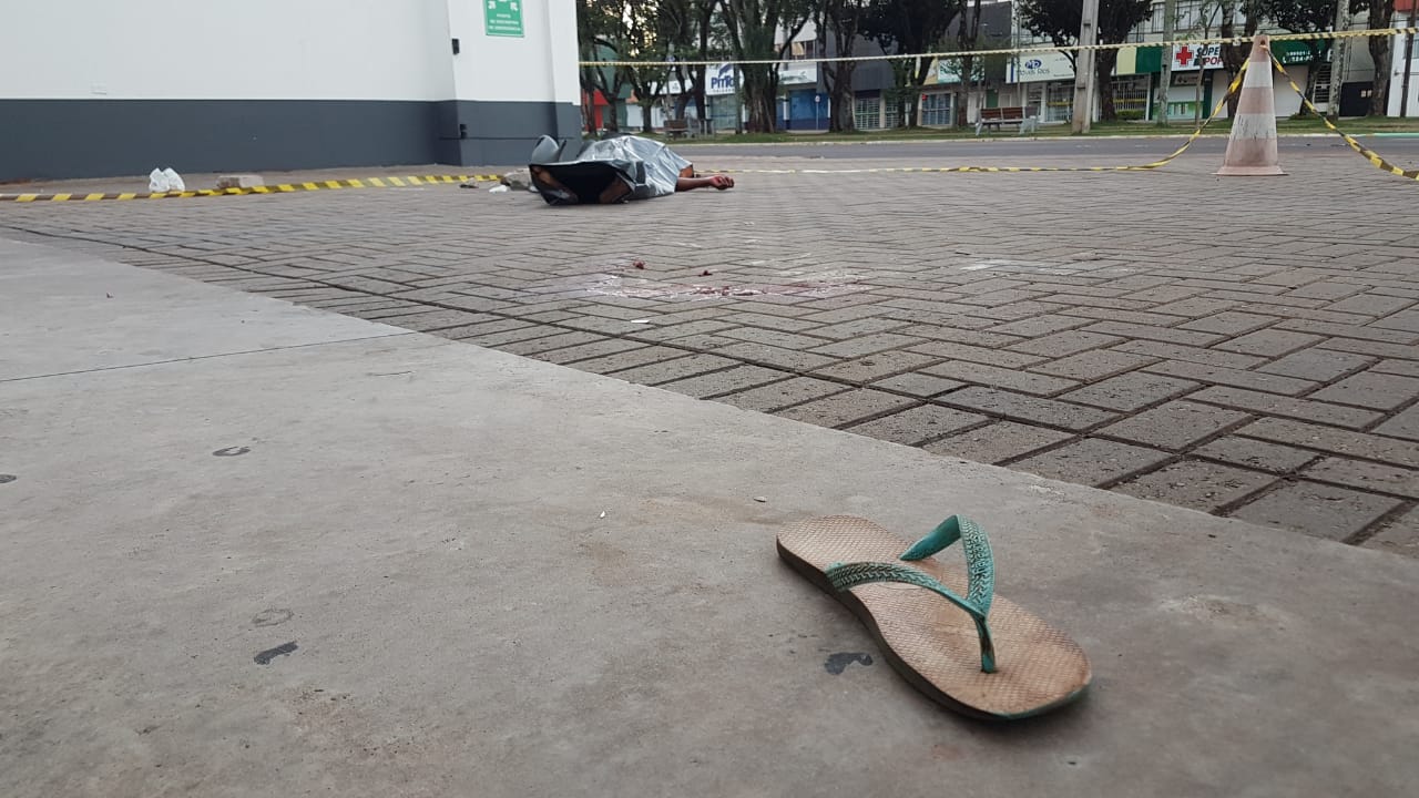 Vítima de homicídio na Avenida Brasil é identificada como Celso Leopoldo, de 60 anos