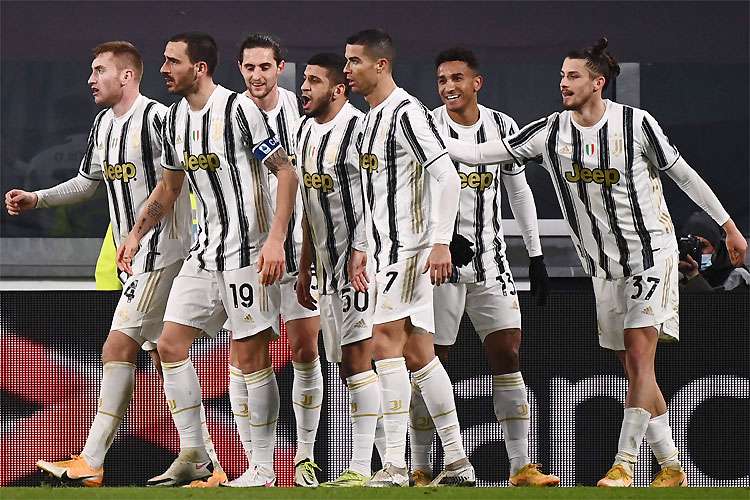 Imagem referente a Juventus avança na Copa da Itália na prorrogação; Napoli também se classifica