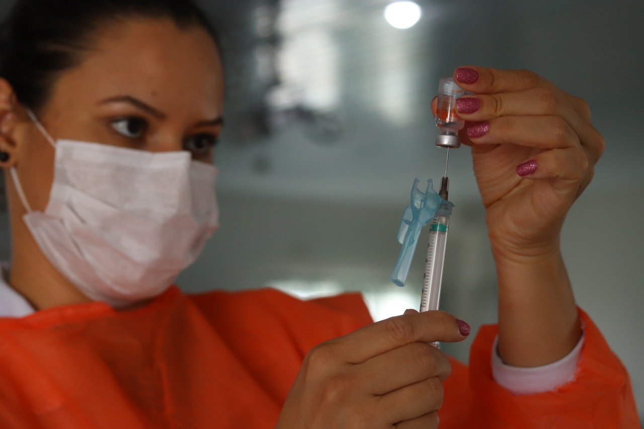 Imagem referente a Secretaria de Saúde divulga plano de operacionalização para a vacinação contra a Covid-19 em Cascavel