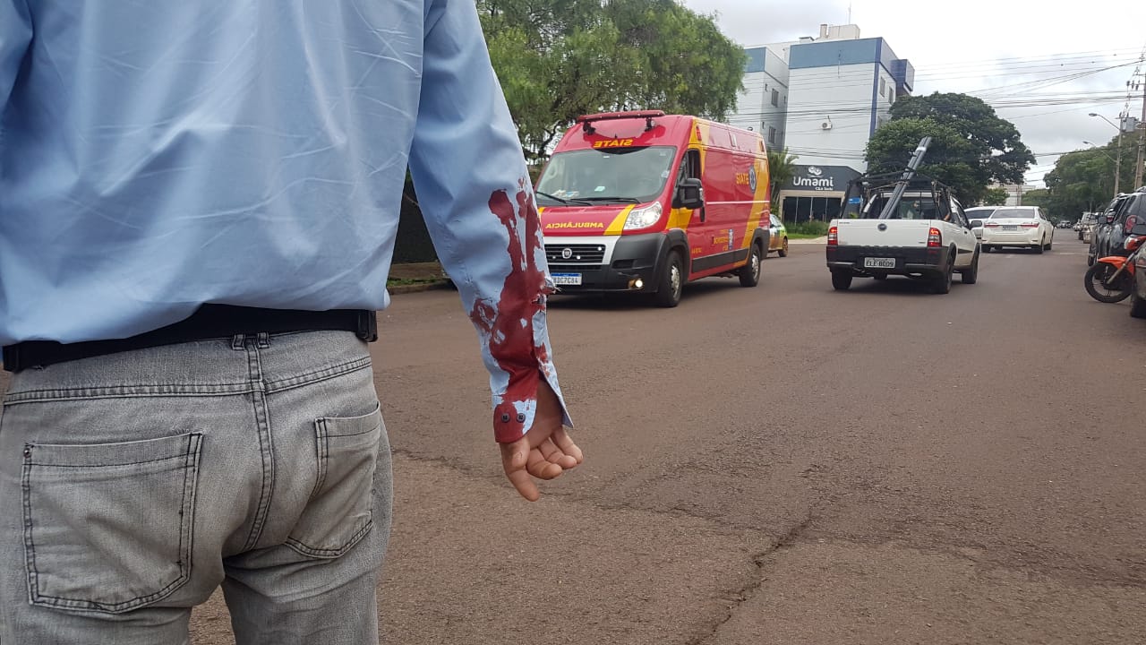 Imagem referente a Motociclista fica ferido em colisão na Rua Visconde do Rio Branco
