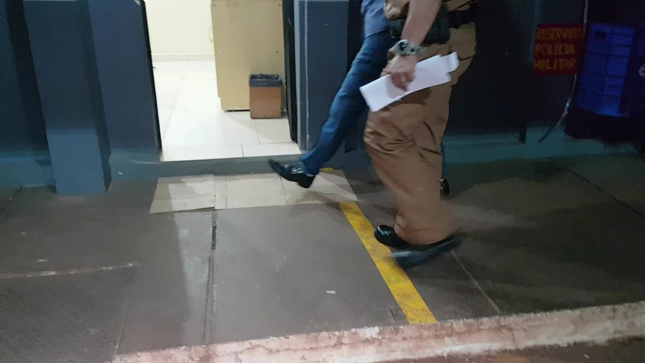 Imagem referente a Homem é detido após ser flagrado dirigindo em “zigue-zague” pelas ruas de Cascavel