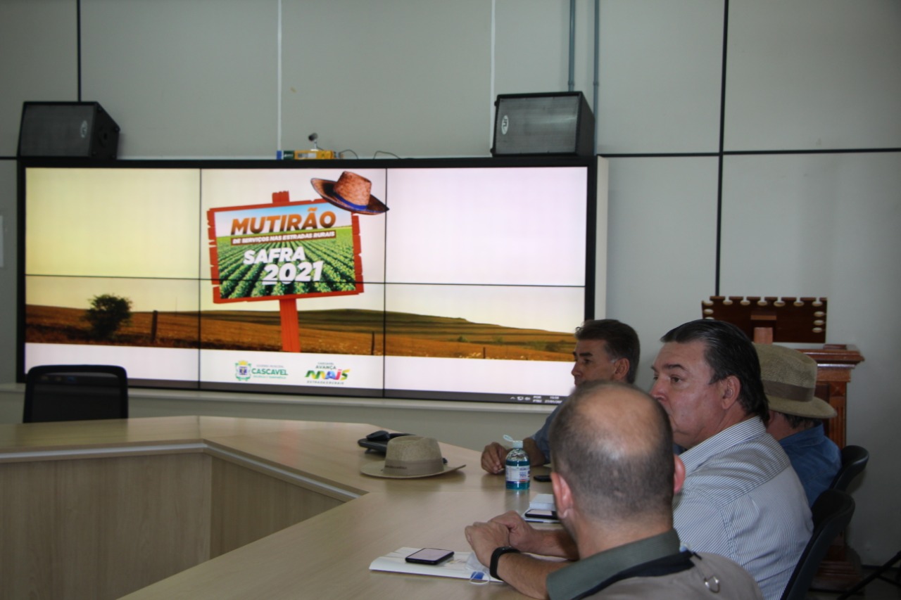 Imagem referente a Mutirão Safra une secretarias em ações para garantir escoamento da produção agrícola