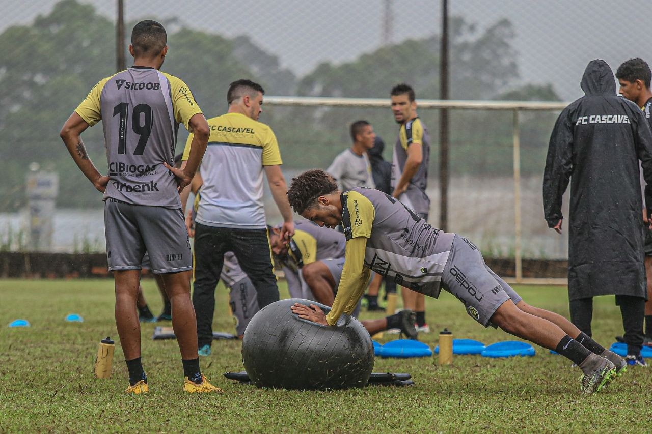 Imagem referente a Há mês para a estreia no Paranaense, FC Cascavel segue se preparando para iniciar bem o campeonato