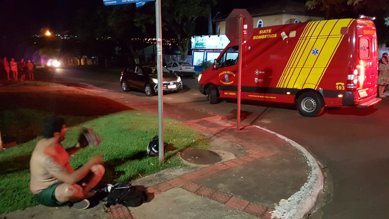 Imagem referente a Após ser atropelado, homem é esfaqueado na Avenida Brasil