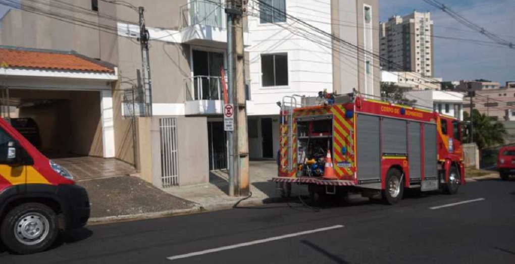 Imagem referente a Apartamento pega fogo na região central de Ponta Grossa