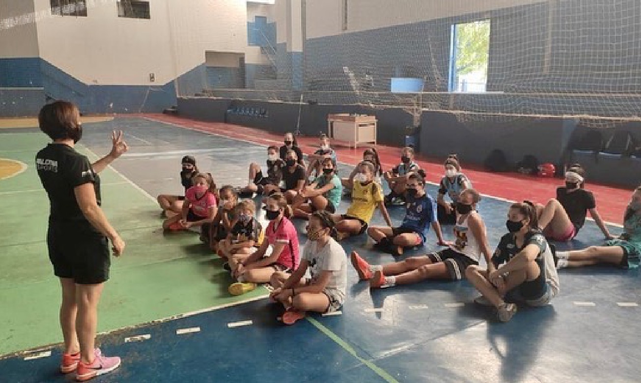 Imagem referente a AFETO retoma atividades do futsal feminino em Toledo