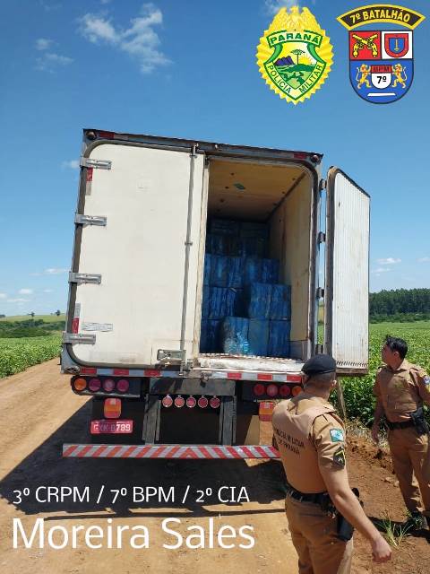 Imagem referente a Ladrões roubam caminhão com cigarro do Paraguai em Moreira Sales. PM recupera