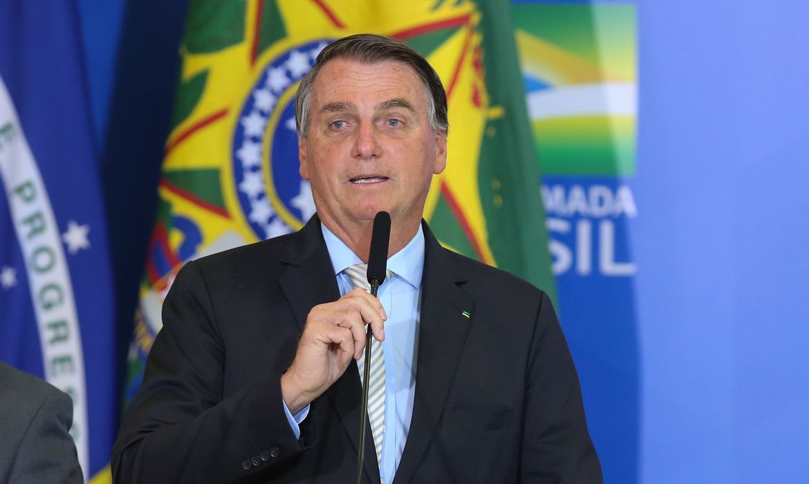 Imagem referente a No que depender do governo federal, a Copa América será realizada no Brasil, afirma Bolsonaro
