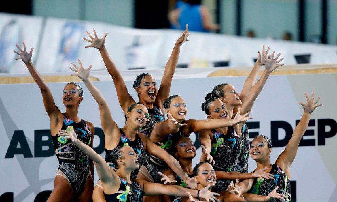 Imagem referente a Esportes Aquáticos: Brasil fatura 15 medalhas no Sul-Americano