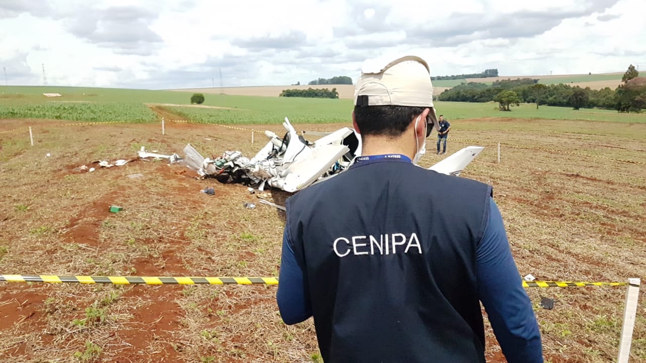 Acidente aéreo: região onde avião caiu é periciada pelo Cenipa