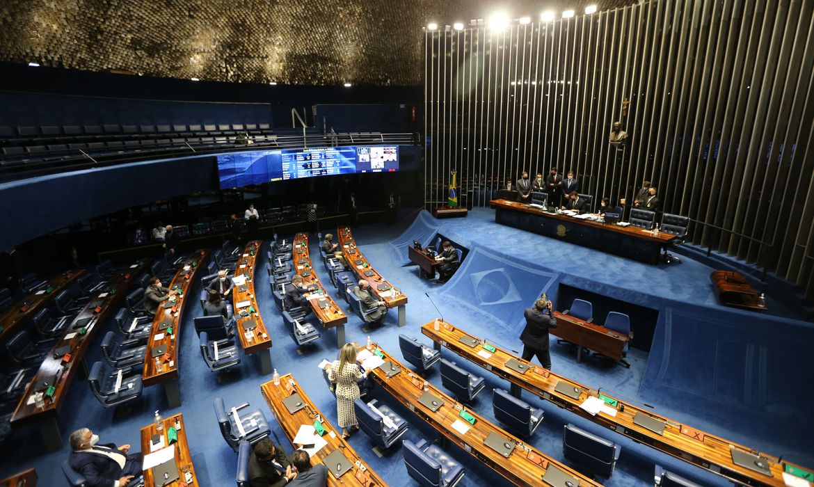 Imagem referente a Senado cria Frente Parlamentar pelo Desarmamento