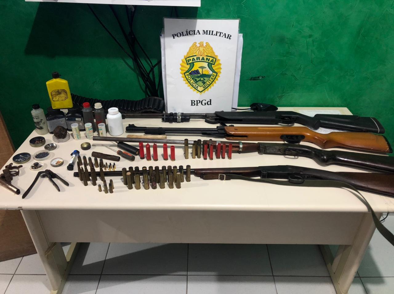 Imagem referente a Armamentos são encontrados após denúncia em Piraquara