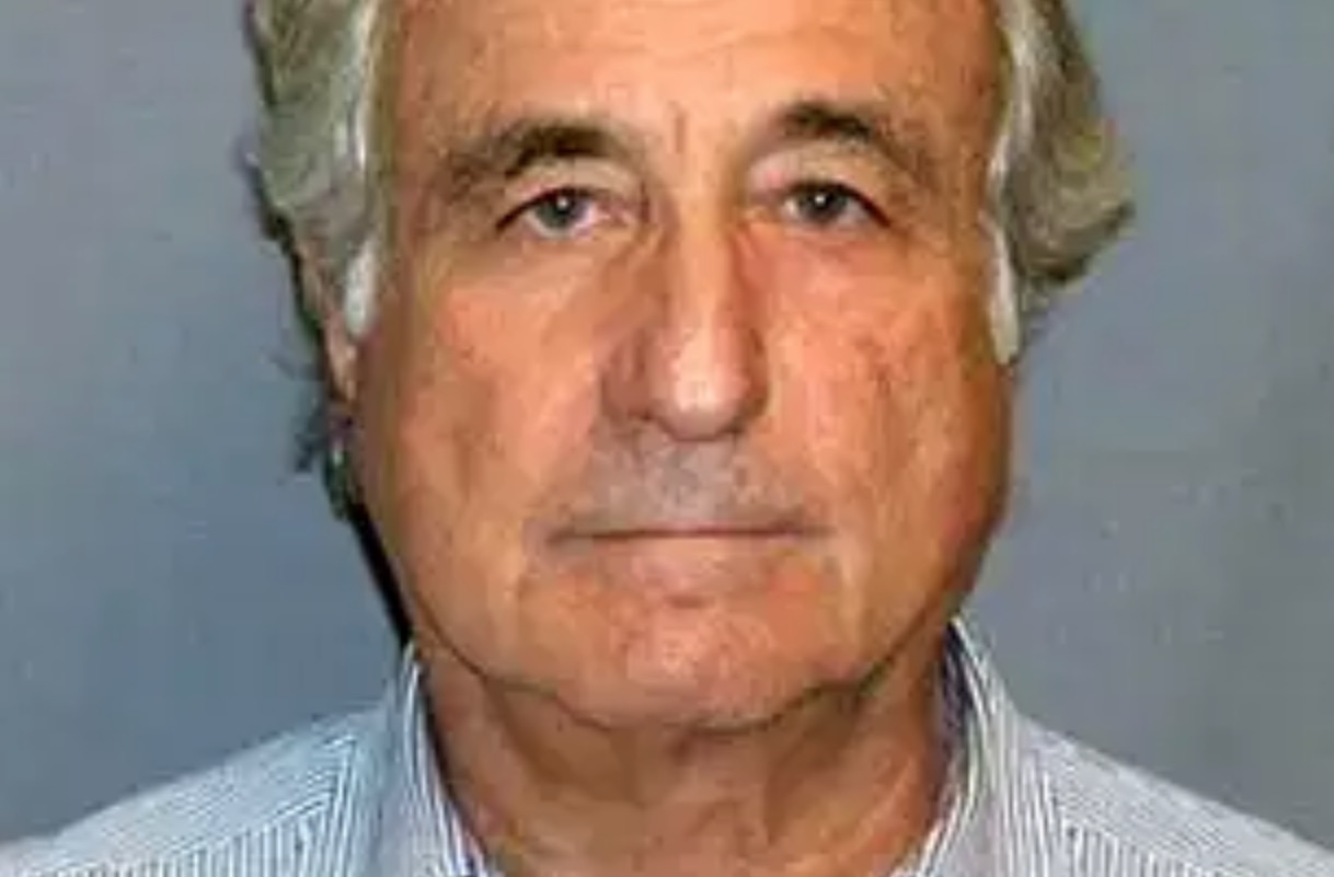 Imagem referente a Bernard Madoff, mentor do vasto esquema Ponzi de Wall Street, morre aos 82 anos