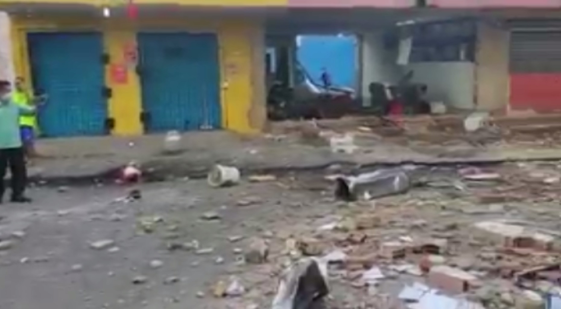 Imagem referente a Explosão de gás destrói restaurante em Belém