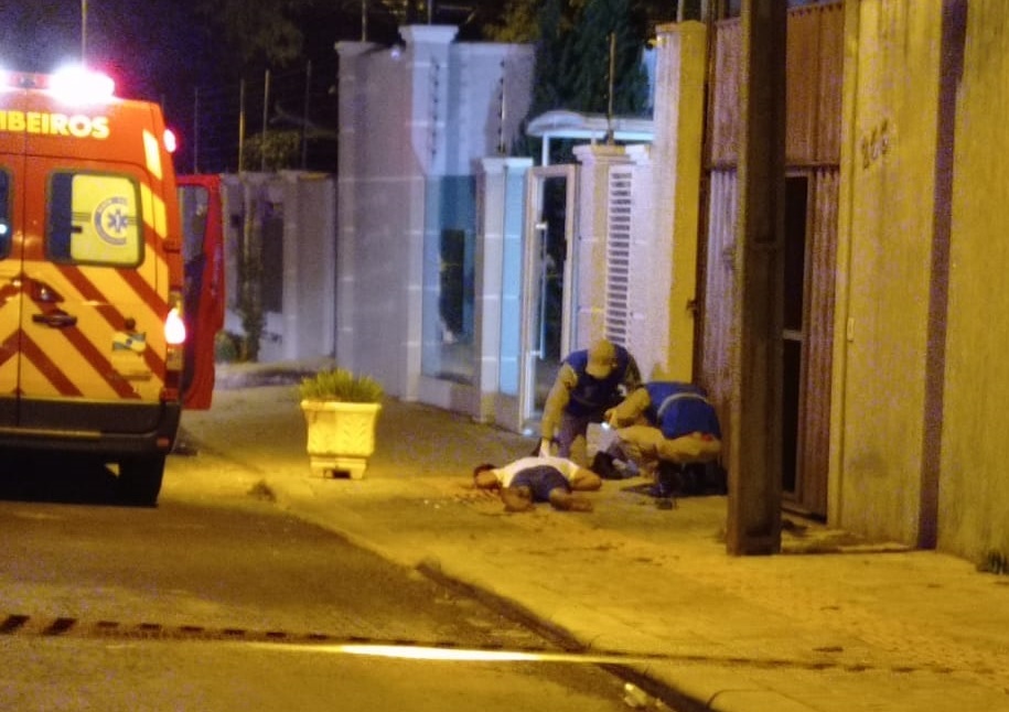 Imagem referente a Tentando assaltar, homem morre após ser baleado por Policial Penal em Foz do Iguaçu