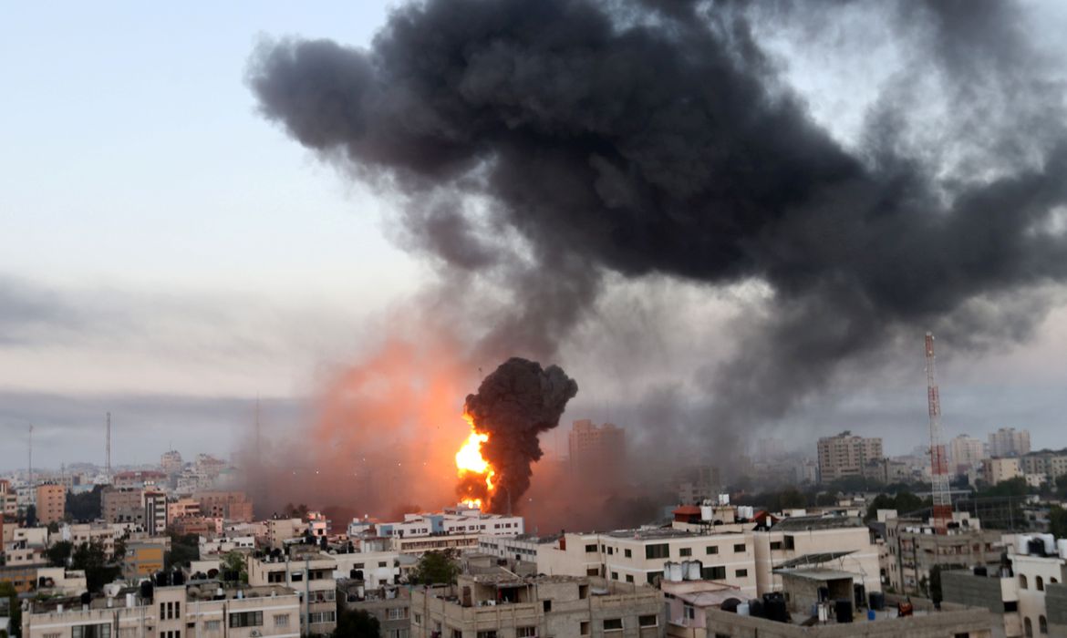 Imagem referente a Ataque aéreo israelense mata comandante da Jihad Islâmica em Gaza