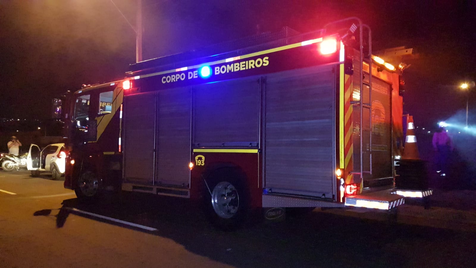 Imagem referente a Falso alarme mobiliza bombeiros para combaterem incêndio em edificação no Bairro Cancelli