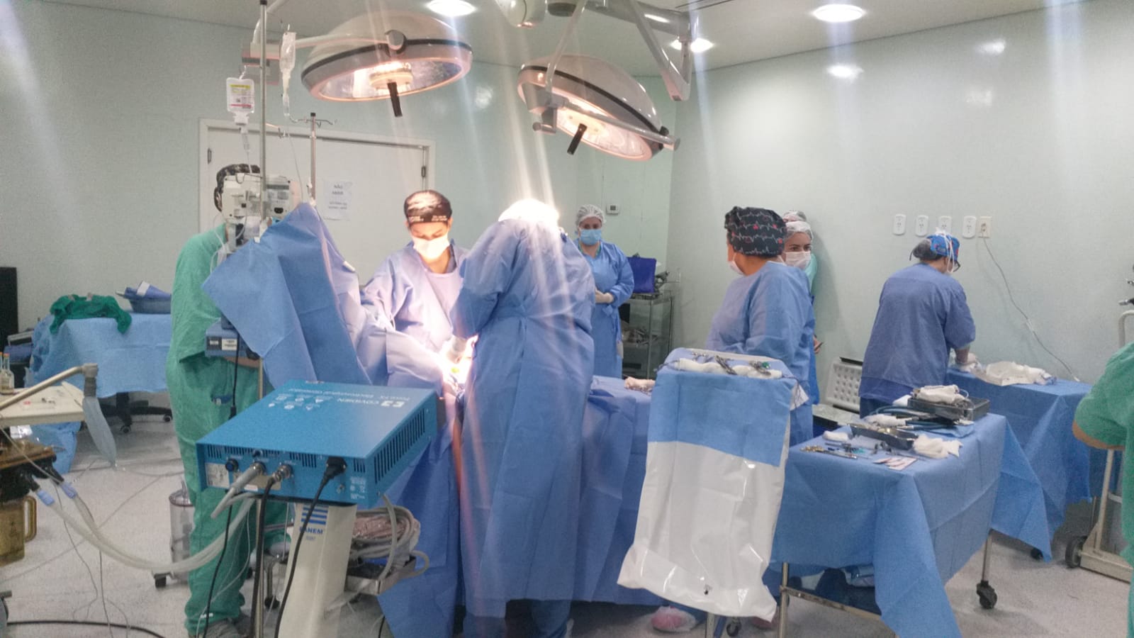 Imagem referente a Equipes iniciam procedimento de coleta de coração do bebê no HUOP