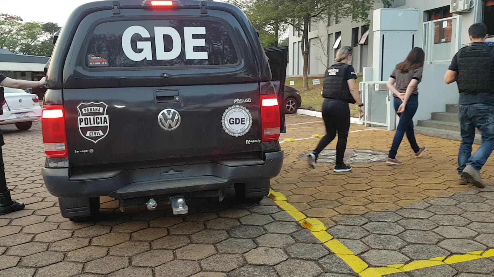 Imagem referente a Três são detidos em ação do GDE da Polícia Civil de Cascavel