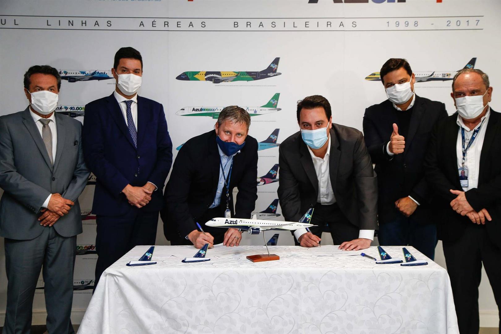 Imagem referente a Com expansão de voos da Azul, Paraná fortalece turismo regional e geração de empregos
