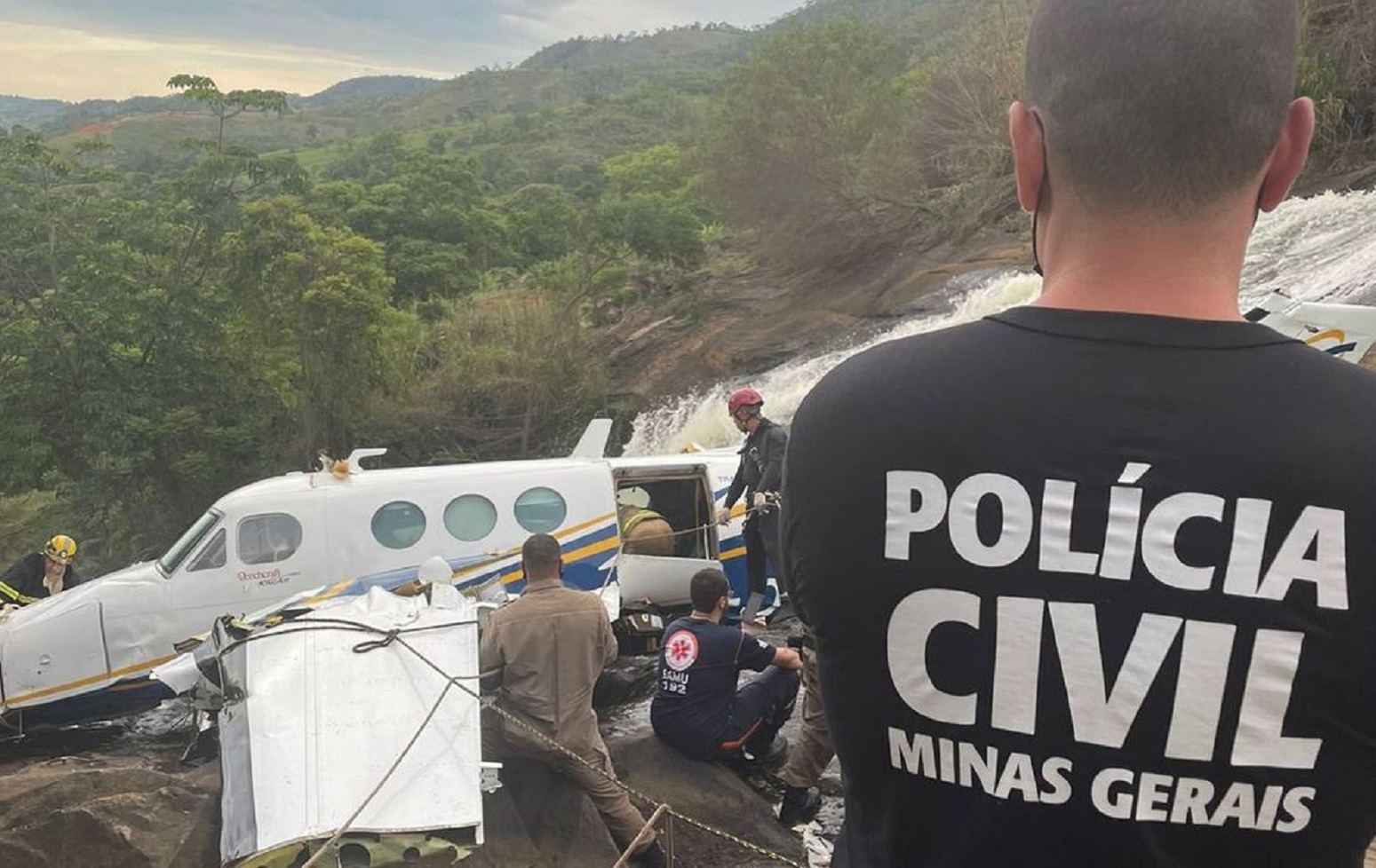 Testemunhas da queda do avião que matou Marília Mendonça são ouvidas pela FAB