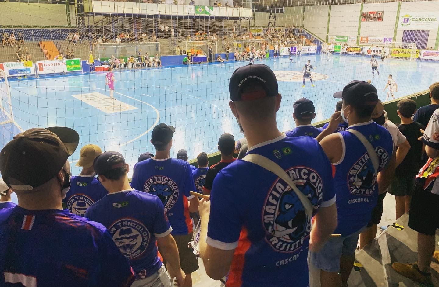 Com caldeirão cheio, Cascavel Futsal terá apoio da torcida em busca da vaga inédita na semifinal da Liga Nacional
