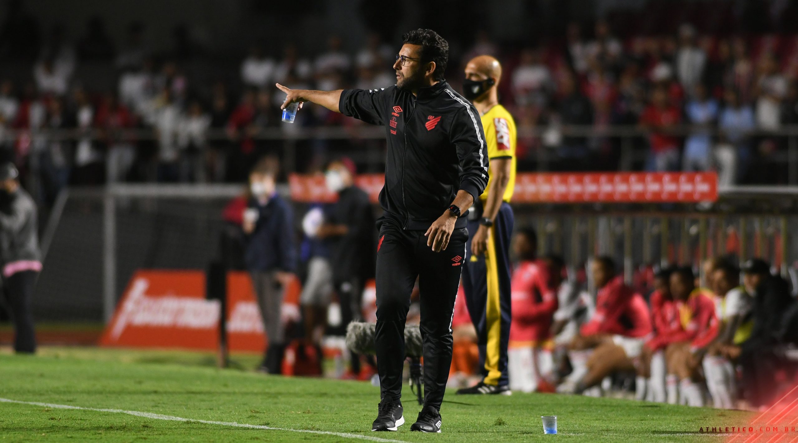 Imagem referente a Alberto elogiou atuação defensiva da equipe no empate com o São Paulo