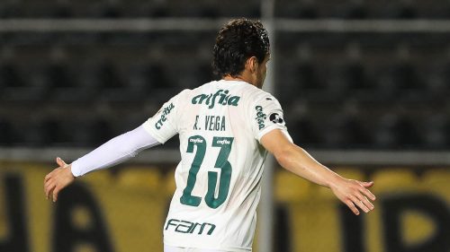 Imagem referente a Veiga chega a 7 gols nos últimos 8 jogos e sobe na lista de artilheiros do Verdão na Libertadores