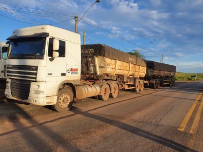 Imagem referente a PRF apreende mais de 100 toneladas de manganês, em Marabá/PA