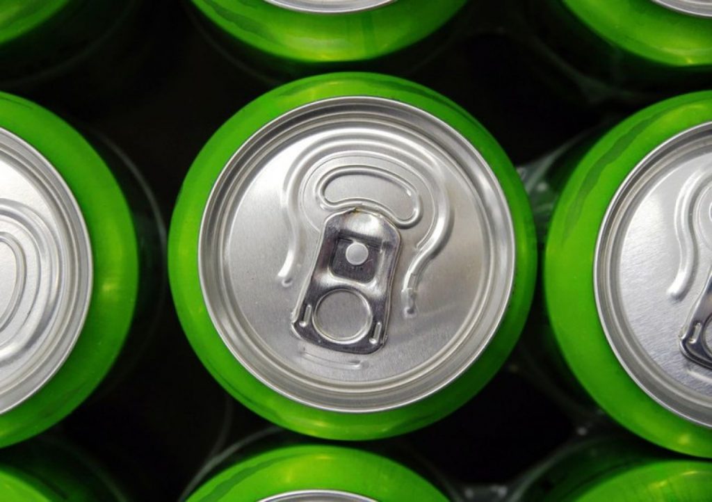Índice de reciclagem de latas de alumínio chega a 99% e Brasil se destaca como recordista mundial