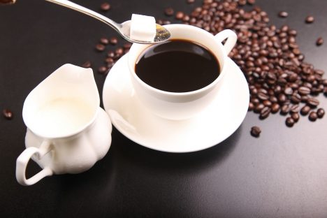 Imagem referente a Transitar poderá gastar até R$ 24.078,60 em café, chá e açúcar
