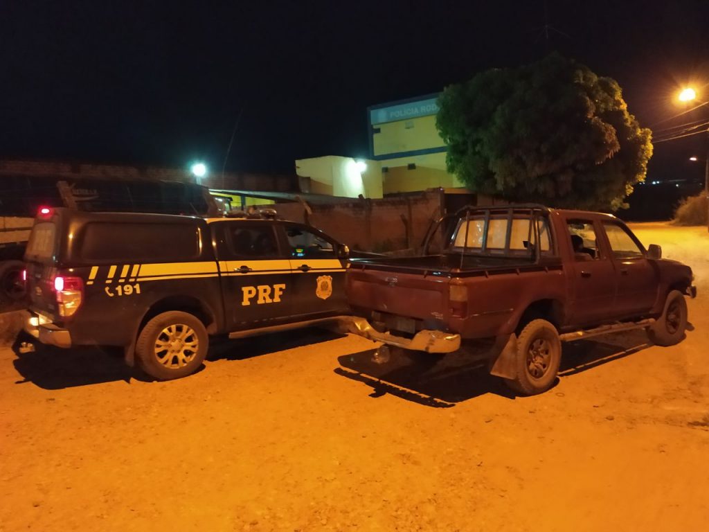 PRF recupera caminhonete adulterada em Balsas
