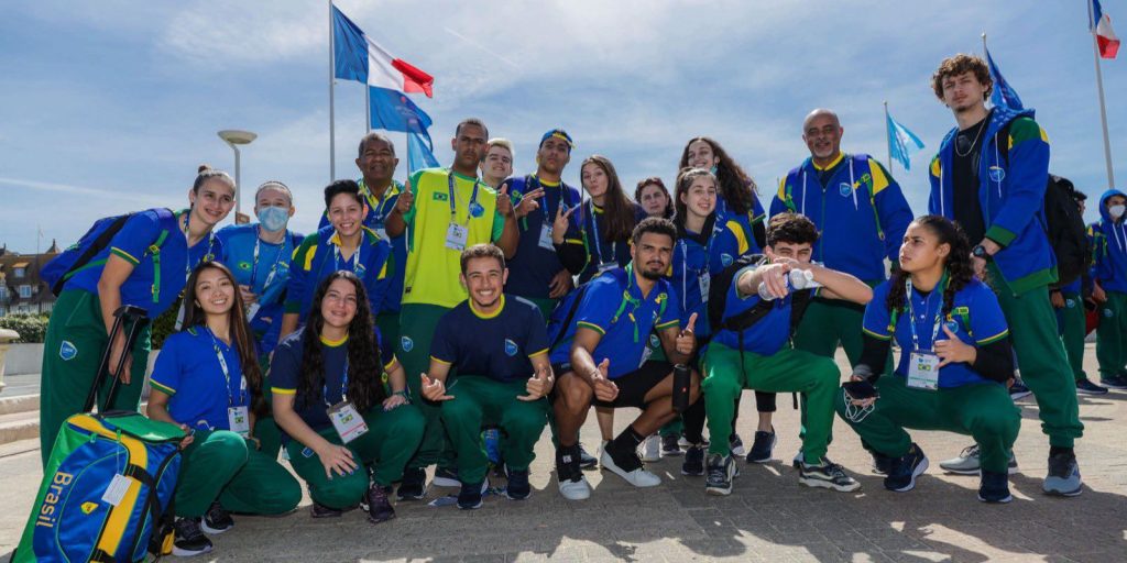 Brasil fica em 2º lugar geral em medalhas em olimpíadas estudantis