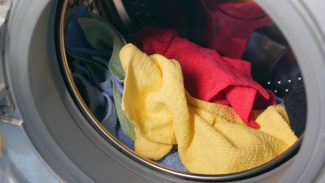 Eletrolux é condenada a devolver dinheiro de máquina de lavar que foi mandada quatro vezes para conserto