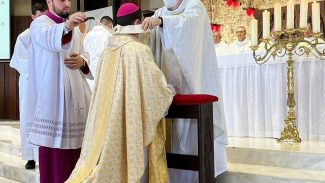Arquidiocese de Cascavel celebra a imposição do Pálio de Dom Adelar Baruffi