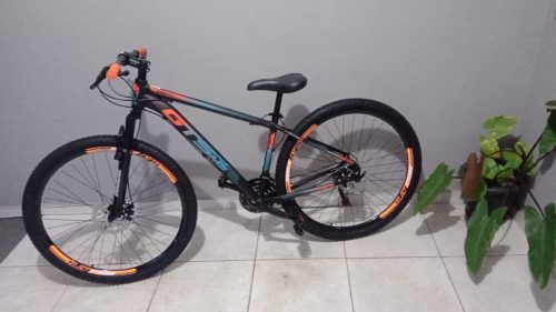 Imagem referente a Proprietário pede ajuda para encontrar bicicletas furtadas no Santa Cruz