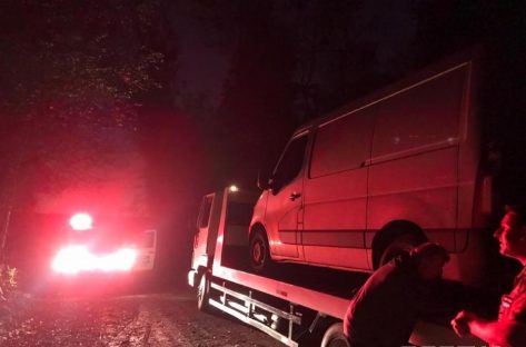 Imagem referente a PM recupera Van roubada em assalto na PR-491, em Nova Santa Rosa