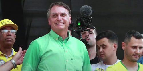 Bolsonaro se defende por ter ido a loja da Maçonaria e diz que foi bem recebido