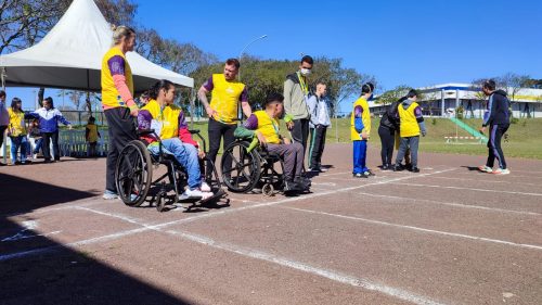 Crianças e adolescentes participam de Festival Paralímpico em Cascavel