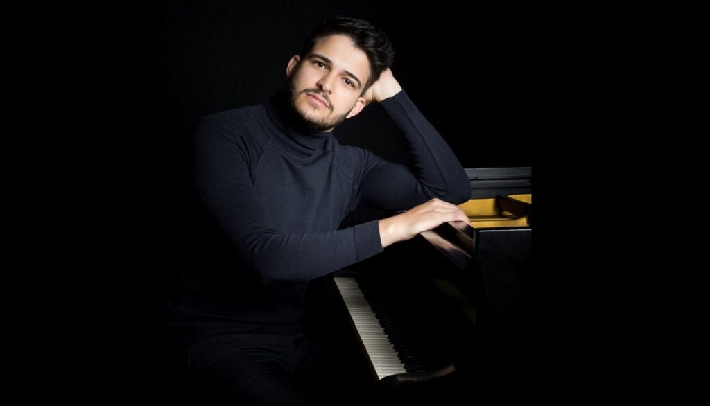 “O piano no romantismo musical” é evento gratuito no Teatro Municipal nesta quarta-feira (05) “O piano no romantismo musical” é evento gratuito no Teatro Municipal nesta quarta-feira (05)