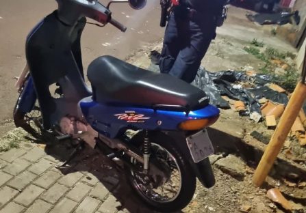 Imagem referente a Moto com registro de furto é recuperada pela GM no Conjunto Abelha; um indivíduo foi detido