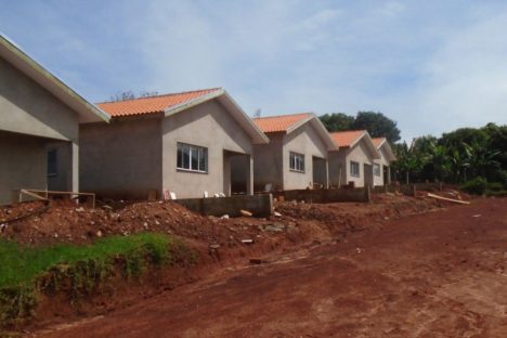 Imagem referente a Construção de 23 casas avança em Jundiaí do Sul; interessados devem se cadastrar na Cohapar