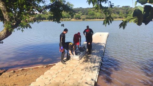 Corpo de vítima de afogamento no Lago Municipal é recolhido pelo IML