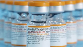 Saúde abre consulta para incorporar ao SUS vacina pediátrica da Pfizer