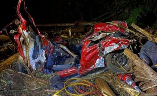 Tragédia: Cinco pessoas morrem em acidente na PR-456