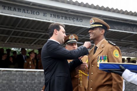Imagem referente a Após ação de cobrança, Governo exonera primeiro negro a se tornar comandante-geral da Polícia Militar