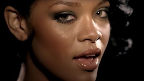 Super Bowl terá show de Rihanna e transmissão pela Rede TV!