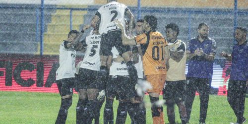 Imagem referente a Copa do Nordeste: Ceará atropela Fluminense-PI por 5 a 2